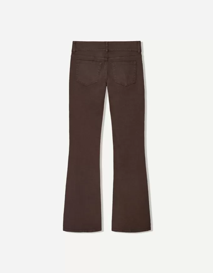 Lågmodiga bootcut-jeans Lågmodiga bootcut-jeans
