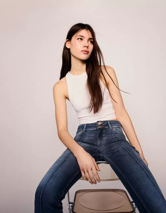 Lågmodiga bootcut-jeans Lågmodiga bootcut-jeans