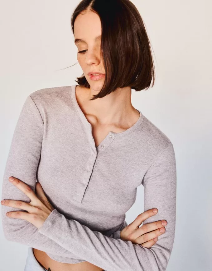 Långärmad Henley T-shirt Långärmad Henley T-shirt