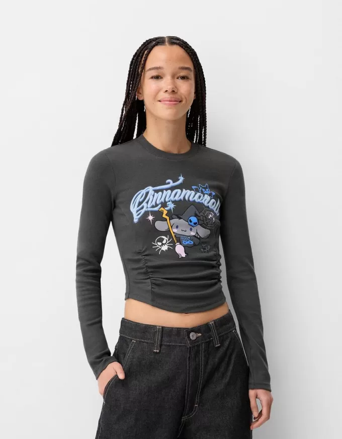 Långärmad T-shirt med Cinnamoroll-tryck Långärmad T-shirt med Cinnamoroll-tryck