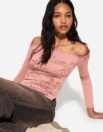 Långärmad asymmetrisk T-shirt