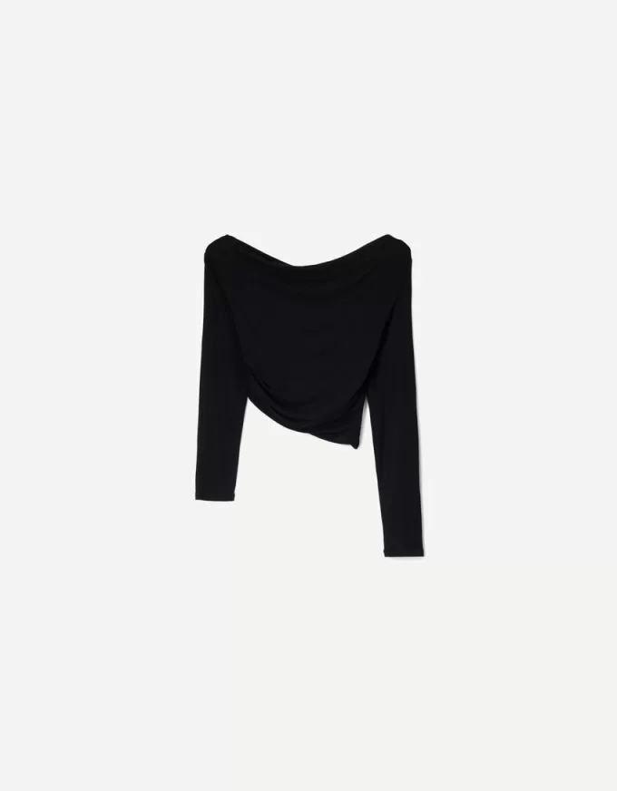 Långärmad asymmetrisk T-shirt Långärmad asymmetrisk T-shirt