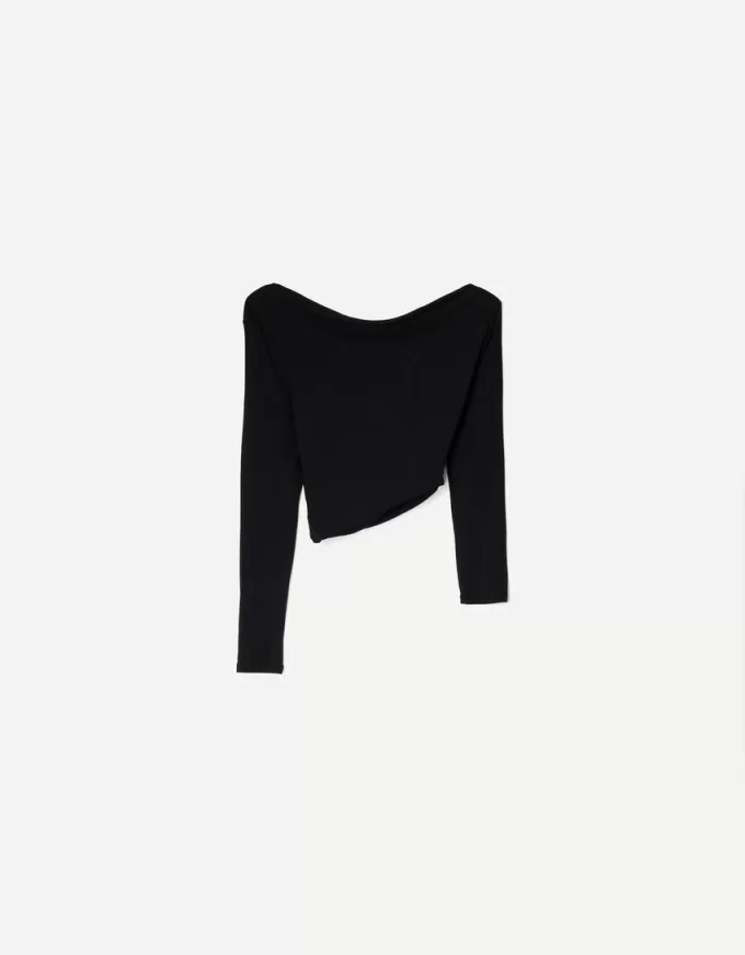 Långärmad asymmetrisk T-shirt Långärmad asymmetrisk T-shirt
