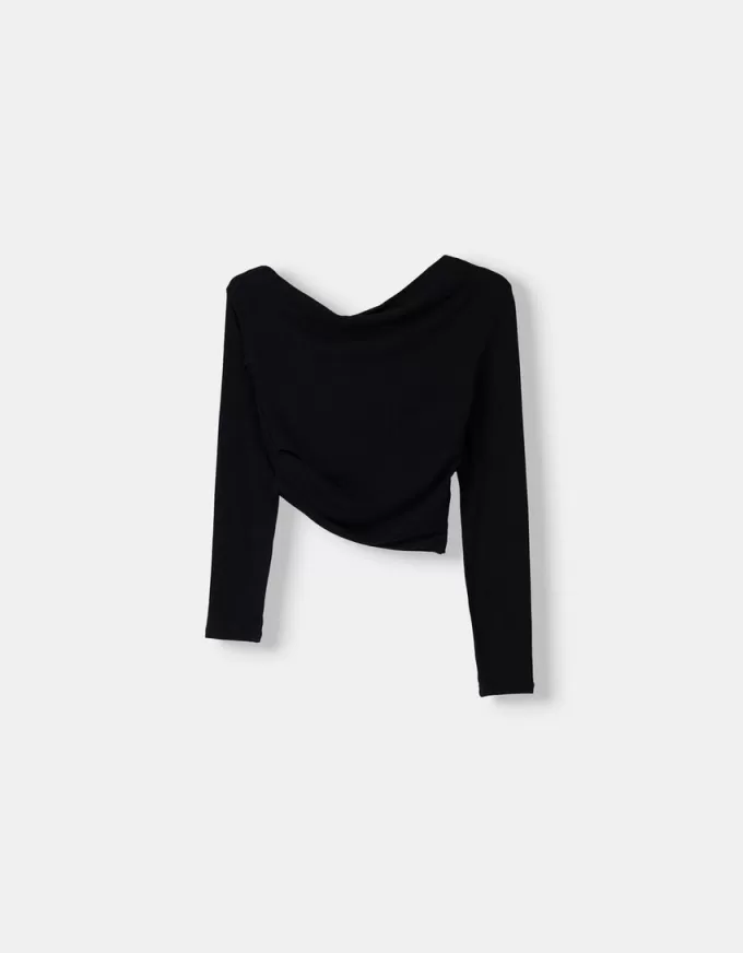 Långärmad asymmetrisk T-shirt Långärmad asymmetrisk T-shirt