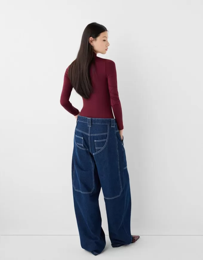 Långärmad body med hög hals Långärmad body med hög hals
