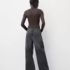 Långärmad body med hög hals Långärmad body med hög hals