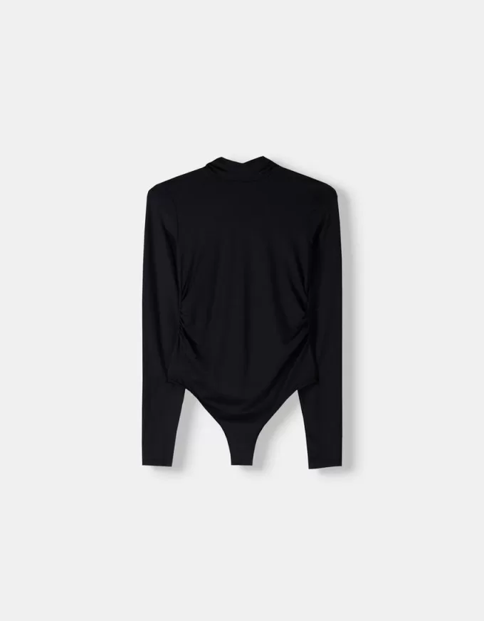 Långärmad body med hög hals Långärmad body med hög hals