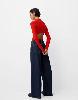 Långärmad bodysuit med utskuren polokrage