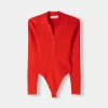 Långärmad bodysuit med utskuren polokrage Långärmad bodysuit med utskuren polokrage