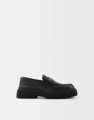Loafers med metalldetalj