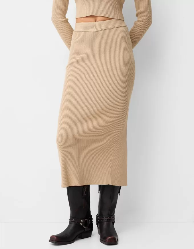 Midikjol med slits