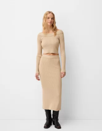 Midikjol med slits