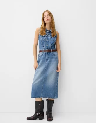 Midiklänning i jeans med skärp