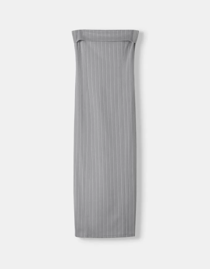 Midiklänning med bandeau-ringning Midiklänning med bandeau-ringning