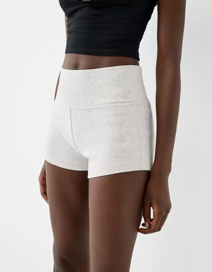 Mini shorts