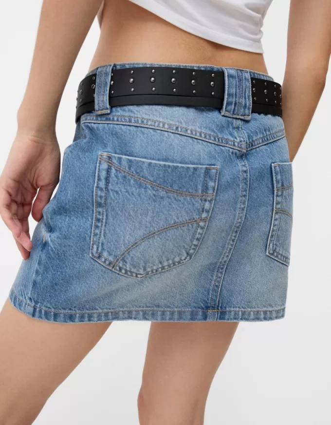 Minikjol i jeans med skärp Minikjol i jeans med skärp