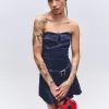 Miniklänning i denim i kartong
