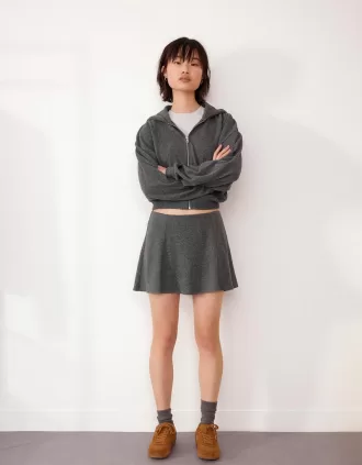 Mjuk minikjol