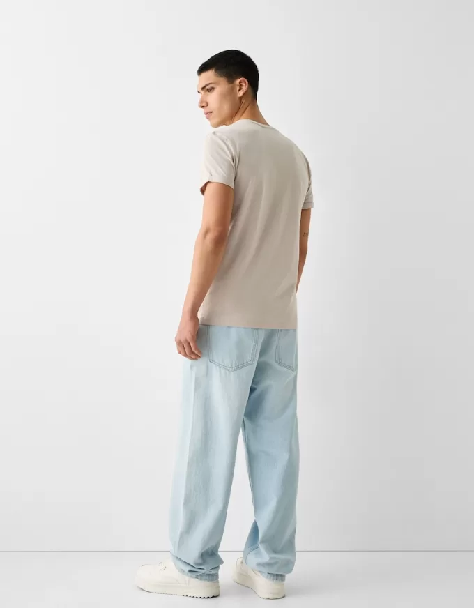 Muscle-fit kortärmad T-shirt