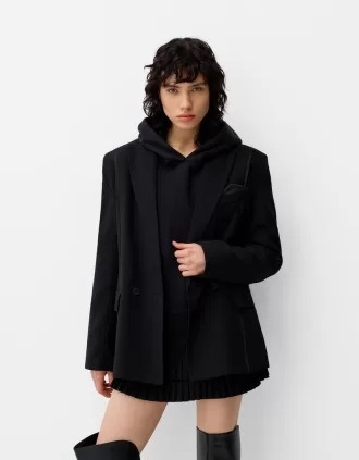 Oversize kavaj i satängkostym