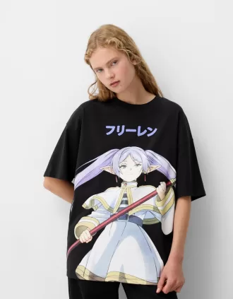 Oversize kortärmad Frieren T-shirt