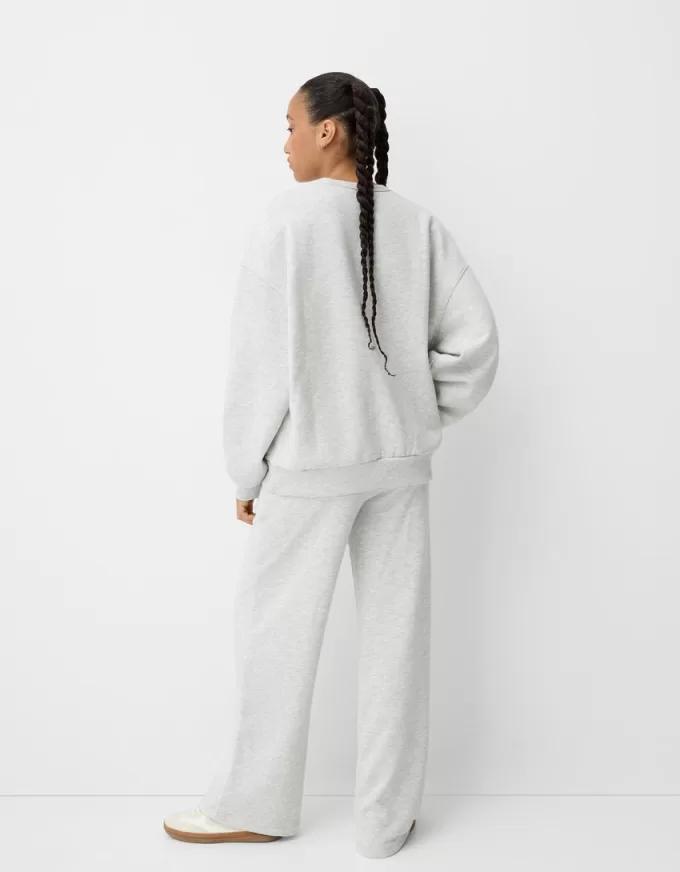 Oversize sweatshirt med sidfickor Oversize sweatshirt med sidfickor