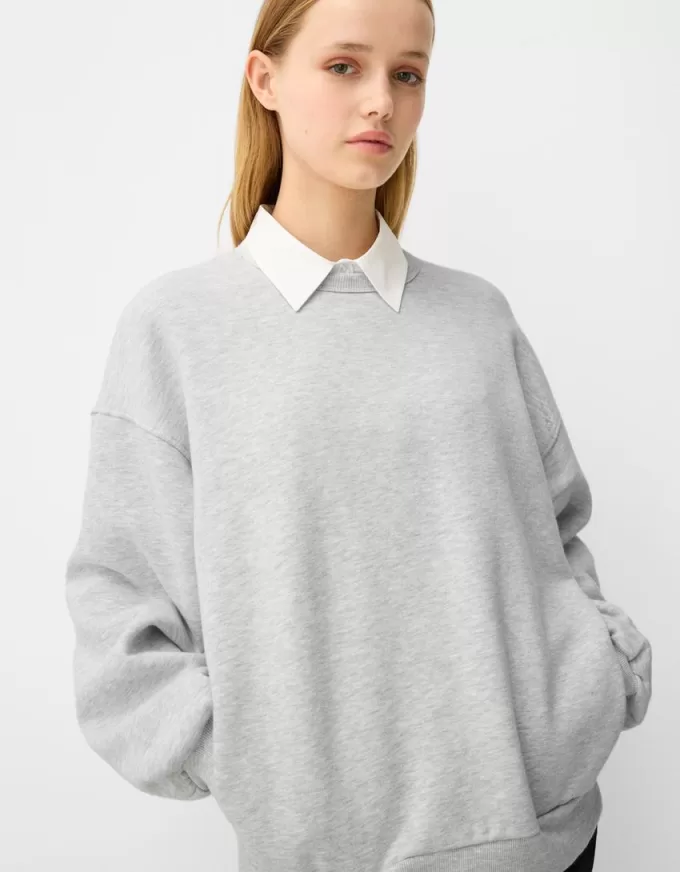 Oversize sweatshirt med sidfickor Oversize sweatshirt med sidfickor