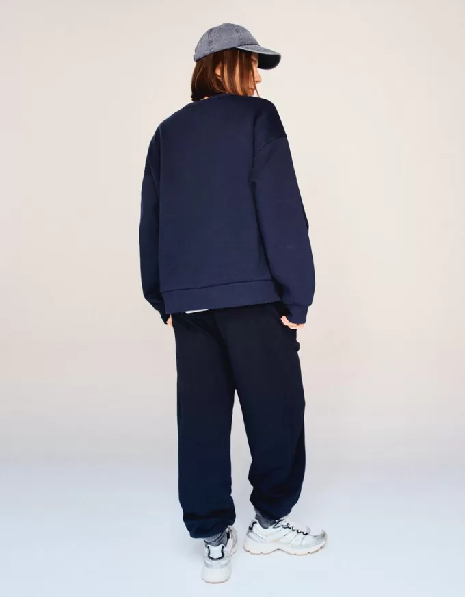 Oversize sweatshirt med sidfickor Oversize sweatshirt med sidfickor