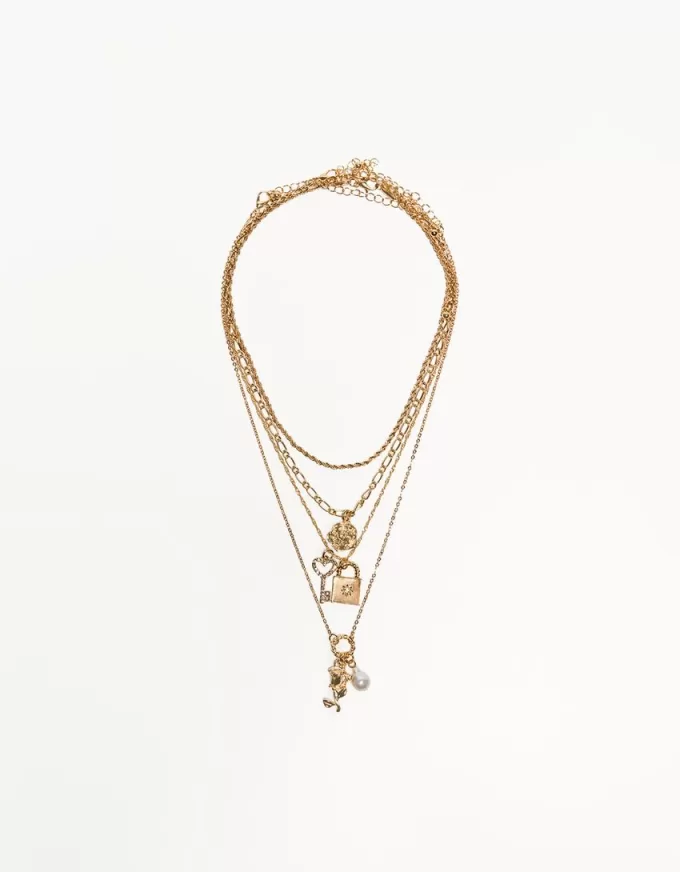 Paket med 4 hängande halsband Paket med 4 hängande halsband