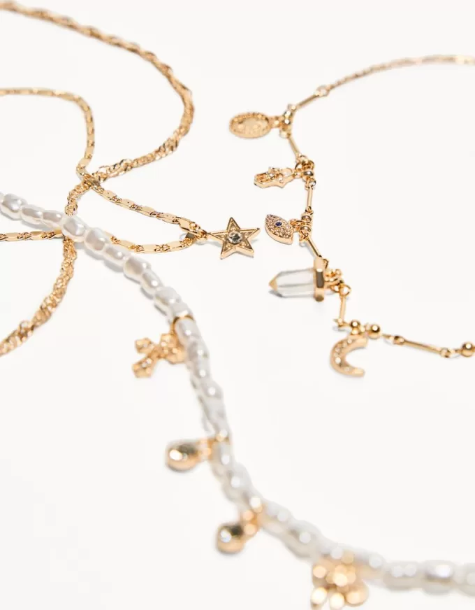Paket med 4 hängande halsband Paket med 4 hängande halsband