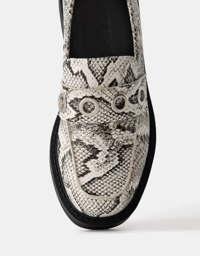 Platta loafers med djurtryck Platta loafers med djurtryck