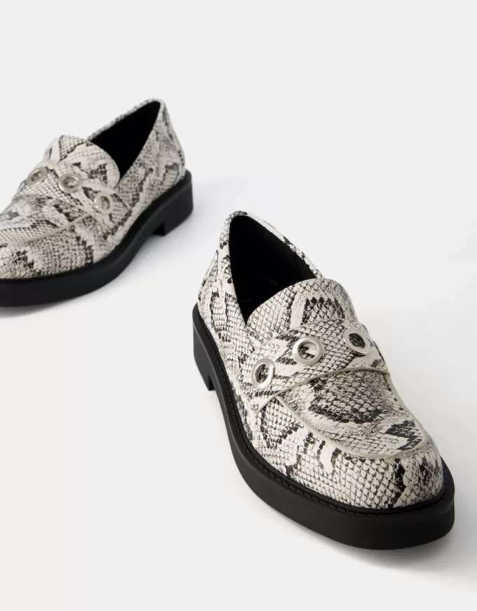 Platta loafers med djurtryck Platta loafers med djurtryck