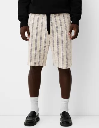 Randiga bermudashorts i jacquard