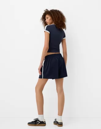 Retroshorts med sidrand