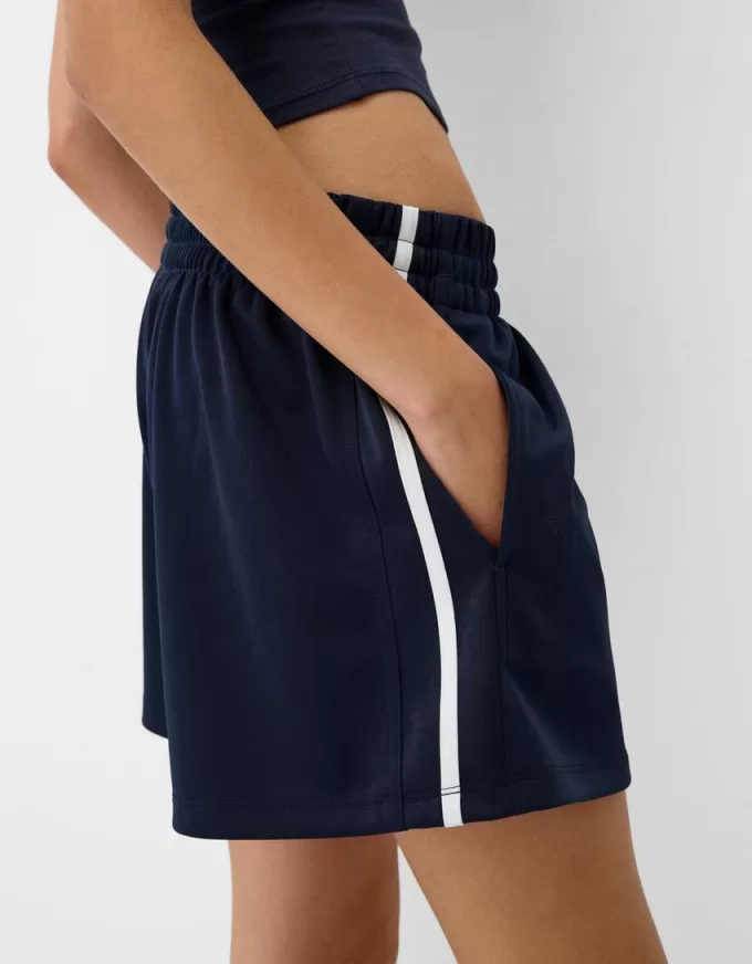 Retroshorts med sidrand Retroshorts med sidrand