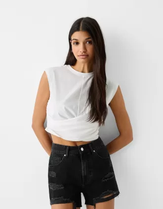 Rippade jeansshorts
