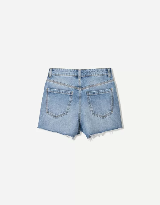 Rippade jeansshorts Rippade jeansshorts