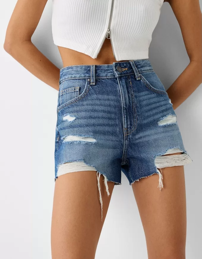 Rippade jeansshorts Rippade jeansshorts