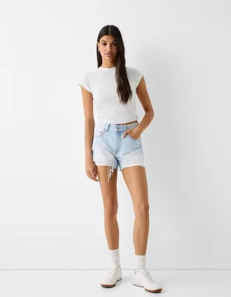 Rippade jeansshorts