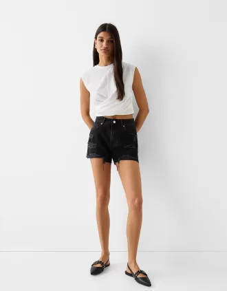 Rippade jeansshorts