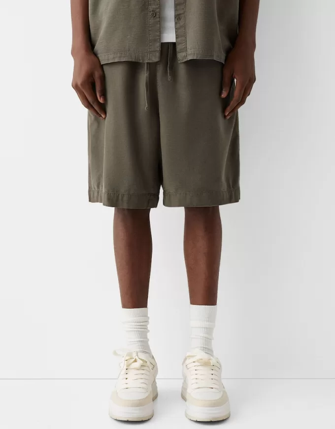 Rustika bermudashorts med vida ben Rustika bermudashorts med vida ben