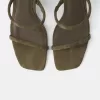 Sandaler med klack för kattungar med dubbel rem Sandaler med klack för kattungar med dubbel rem