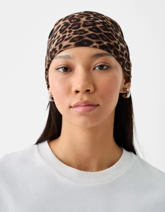 Scarf med djurtryck