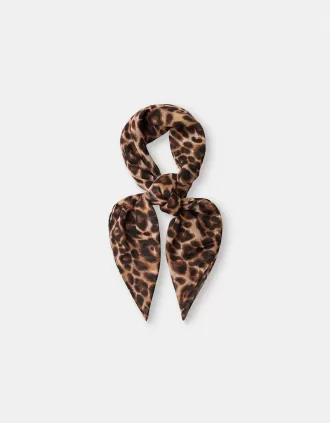 Scarf med djurtryck