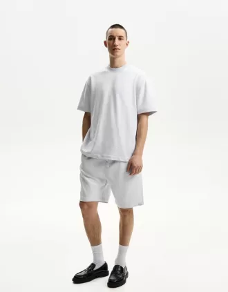 Set med t-shirt och bermudashorts