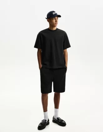 Set med t-shirt och bermudashorts