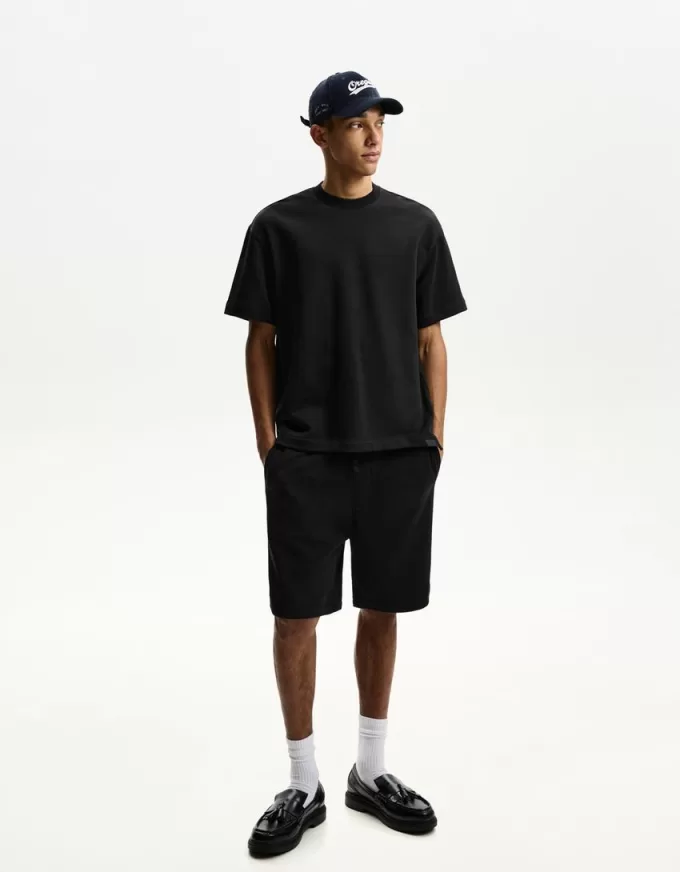 Set med t-shirt och bermudashorts