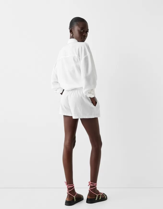 Shorts med elastisk midjedetaljer Shorts med elastisk midjedetaljer