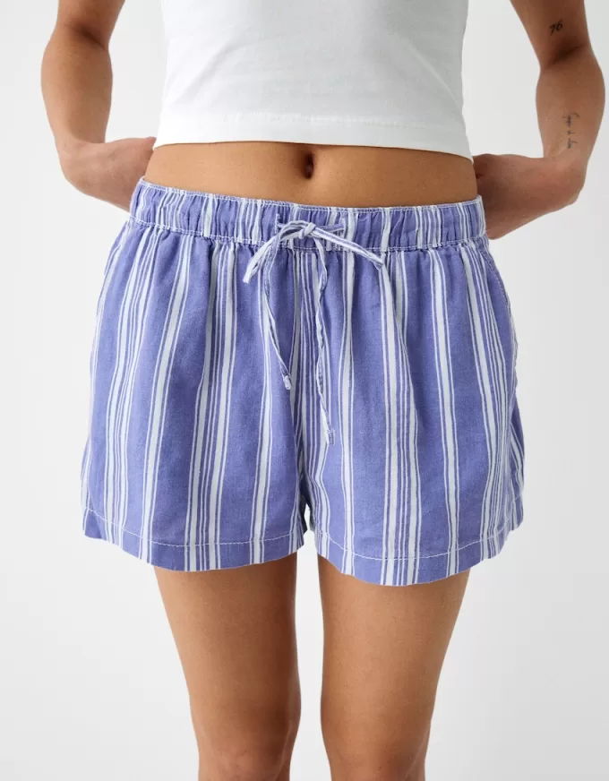 Shorts med elastisk midjedetaljer Shorts med elastisk midjedetaljer