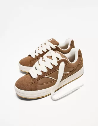 Skater sneakers